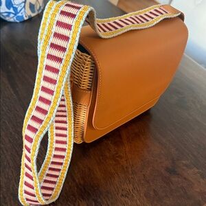 Brand new- Stylish Tan and Woven Crossbody Bag with Striped Strap